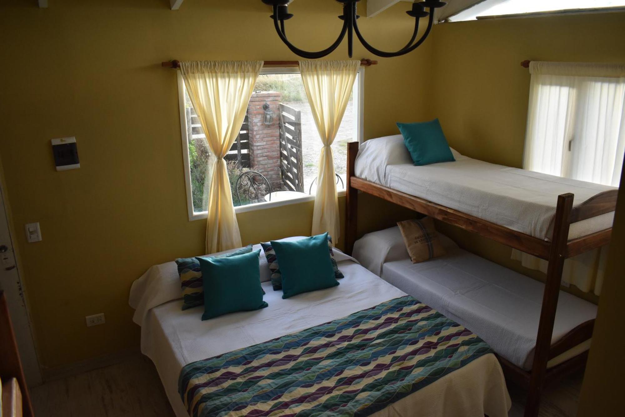 Hotel Cabanas Aparts Tierra De Glaciares El Calafate Bagian luar foto