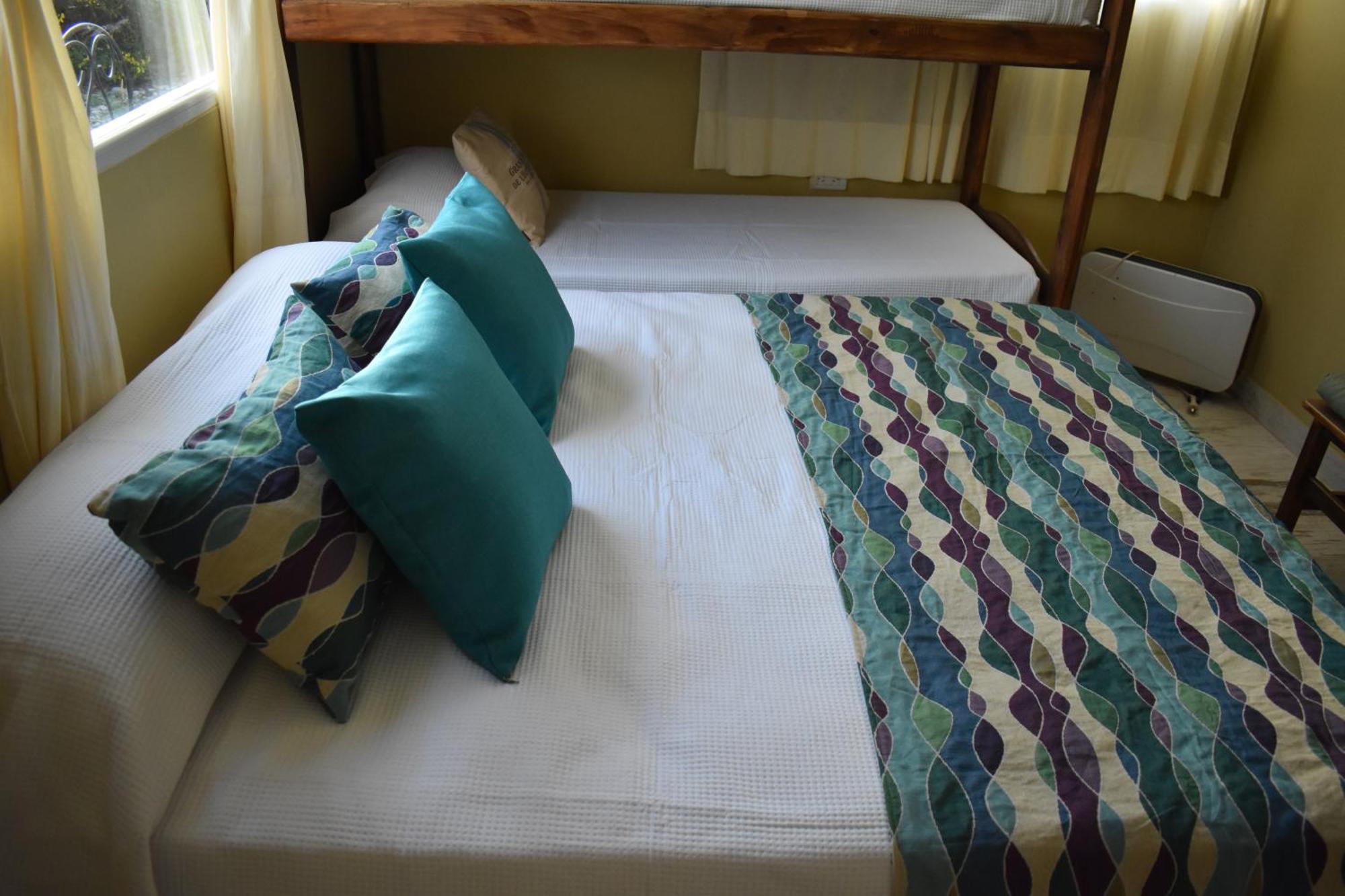 Hotel Cabanas Aparts Tierra De Glaciares El Calafate Bagian luar foto