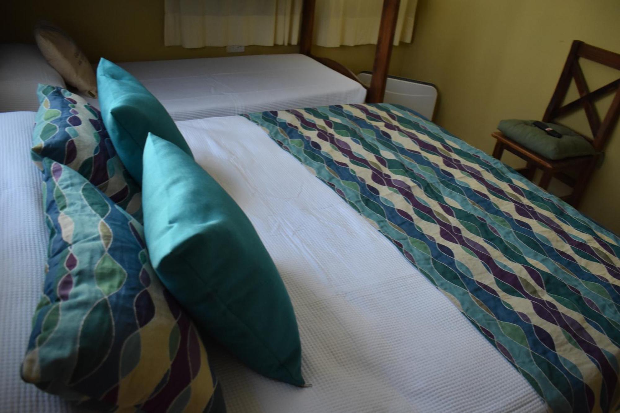 Hotel Cabanas Aparts Tierra De Glaciares El Calafate Bagian luar foto