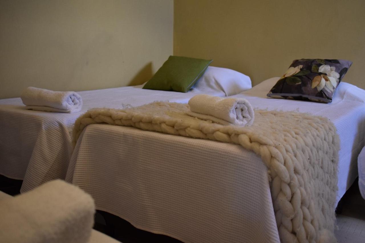 Hotel Cabanas Aparts Tierra De Glaciares El Calafate Bagian luar foto